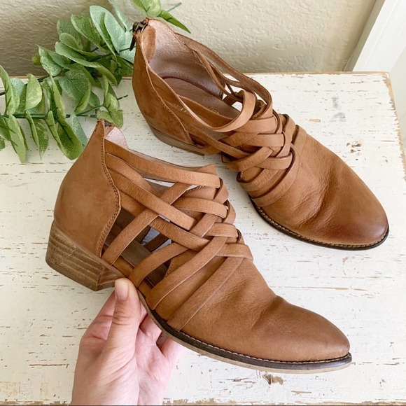 Anthropologie Shoes - Anthropologie Seychelles So Blue Strappy Ankle Boots Tan Brown